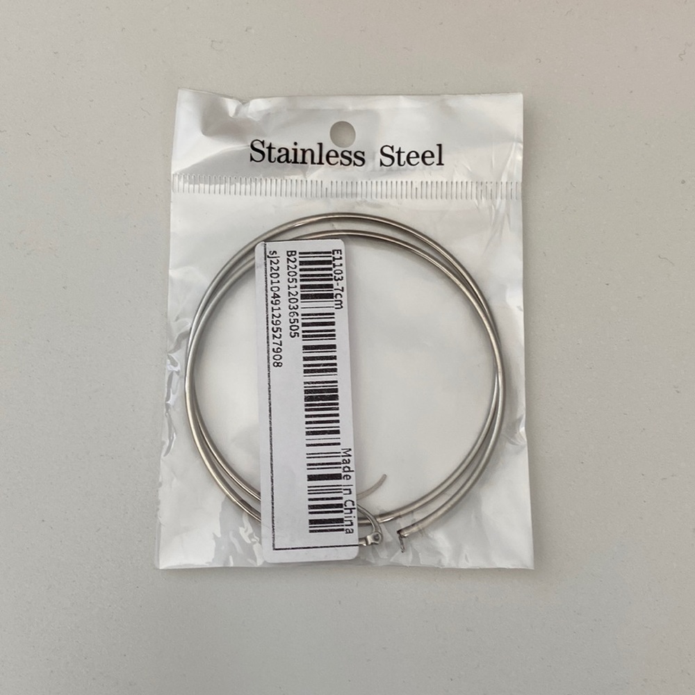 Stainless steel hoops